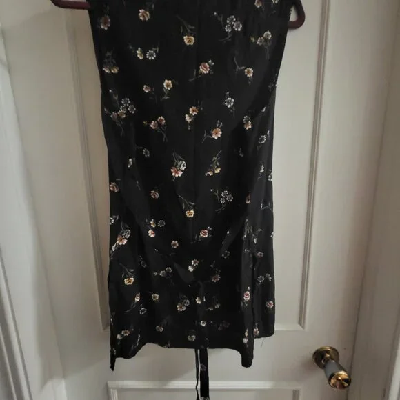 Vintage Bloomingdale’s Floral Button-Front Sleeveless Top - Size Medium - Picture 4 of 6
